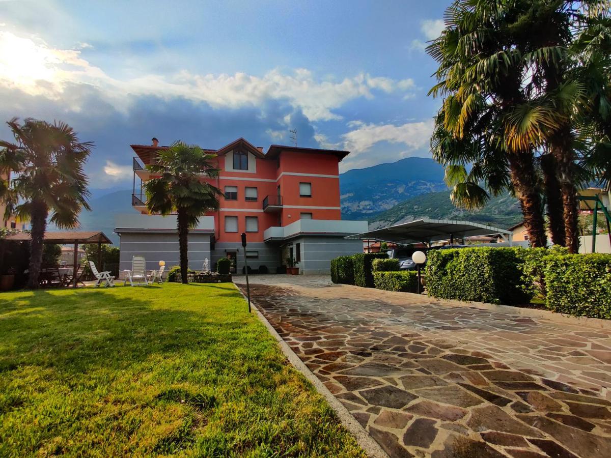 Casa Vacanze Calza Arco Zewnętrze zdjęcie